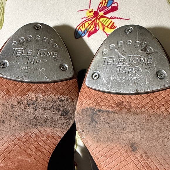 Capezio Women's Black Dance Shoes 8.5M - Picture 12 of 12